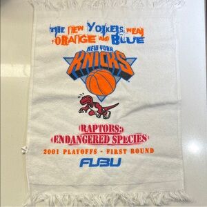 Vintage 2001 y2k knicks playoffs rally towel